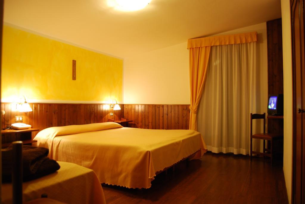 Albergo Villa Cristina Folgaria Room photo
